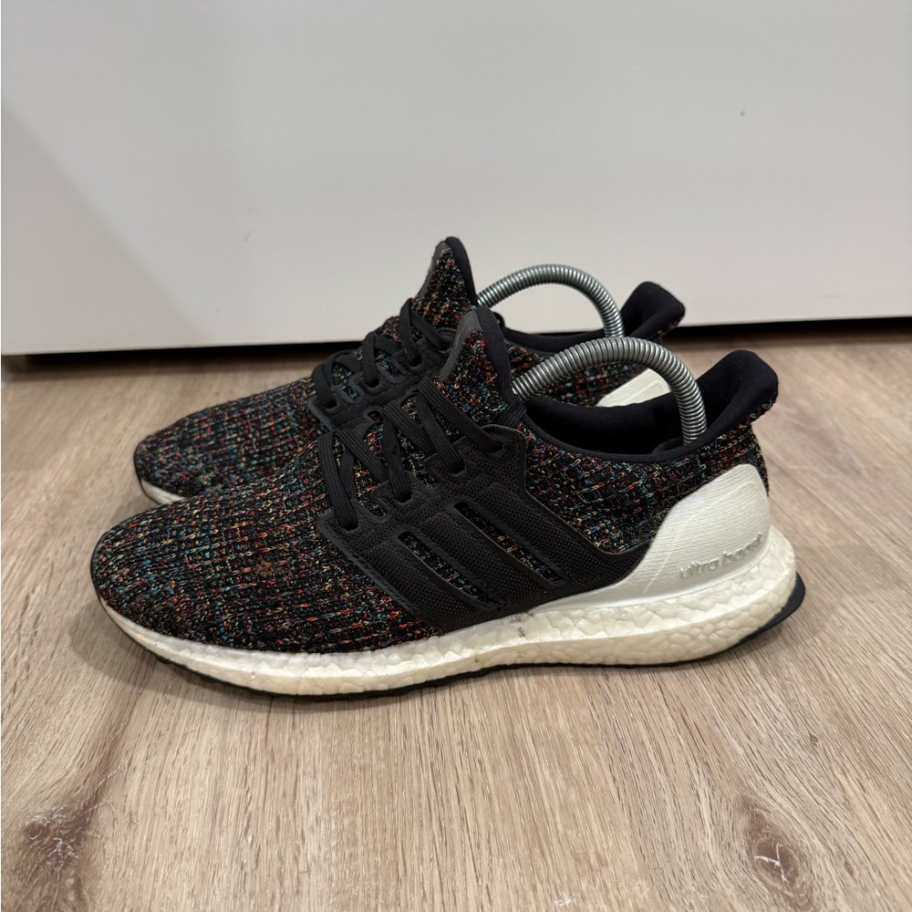 Adidas ultra boost 4.0 size 8 black multi color. Replacement insoles